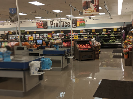 Grocery Store «Food Lion», reviews and photos, 264 Turkeysag Trail A, Palmyra, VA 22963, USA