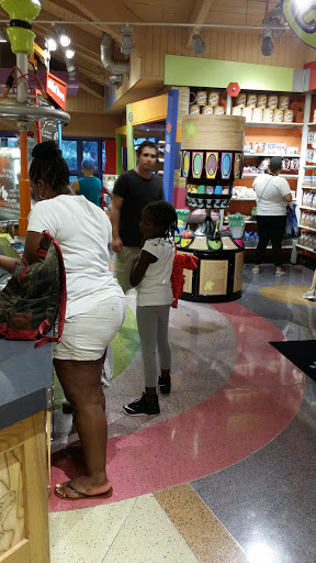 Department Store «Bon-Ton», reviews and photos, 443 E Main St, Westfield, MA 01085, USA