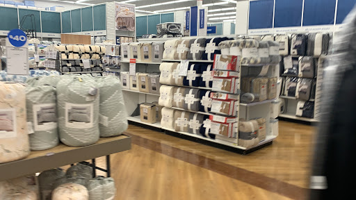 Department Store «Bed Bath & Beyond», reviews and photos, 141 Highlands Blvd Dr, Manchester, MO 63011, USA