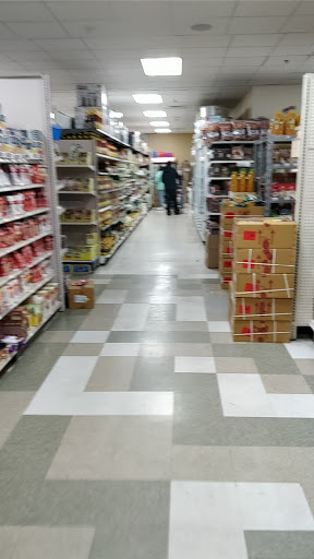 Grocery Store «INDU INDIAN GROCERY STORE (INDU CONVENIENT STORE)», reviews and photos, 4925 W Market St #1104, Greensboro, NC 27407, USA