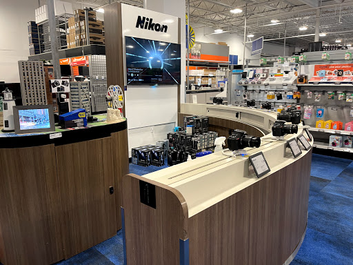 Electronics Store «Best Buy», reviews and photos, 1501 New Britain Ave, West Hartford, CT 06110, USA