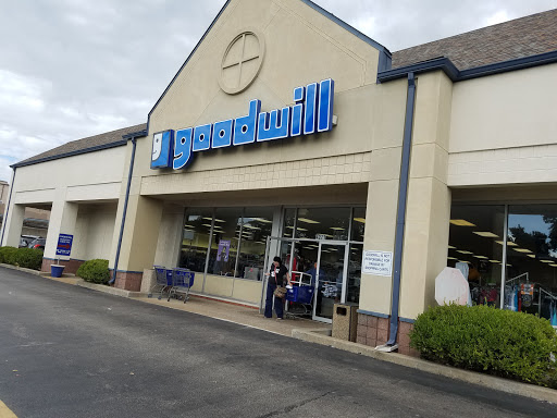 Goodwill Retail Store of St. Louis – Bayless Rd.