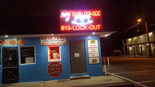 Locksmith «Tampa Bay Lock and Key Inc.», reviews and photos, 4332 N Nebraska Ave, Tampa, FL 33603, USA