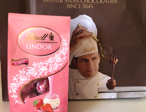 Lindt Chocolate Shop, Watertown