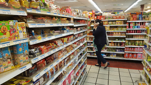 Shopping Mall «Los Angeles Mall», reviews and photos, 201 N Los Angeles St, Los Angeles, CA 90012, USA