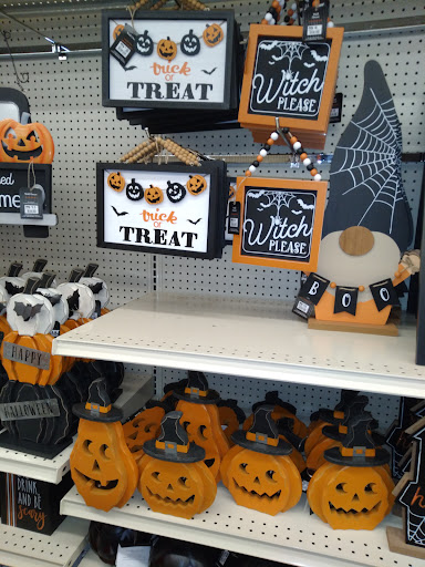 Discount Store «Big Lots», reviews and photos, 4717 McKnight Rd, Pittsburgh, PA 15237, USA