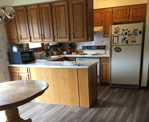 Flooring Store «Molyneaux Tile Carpet Wood», reviews and photos, 170 Quinn Dr, Pittsburgh, PA 15275, USA