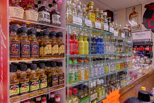 Liquor Store «Liquor Warehouse», reviews and photos, 10332 US-441, Leesburg, FL 34788, USA