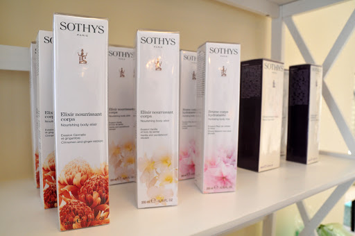 Facial Spa «Refresh Rejuvenating Spa & Salon», reviews and photos, 25 Candee Hill Rd, Watertown, CT 06795, USA