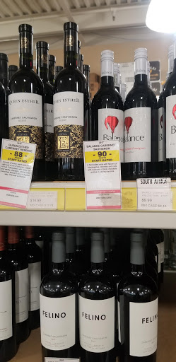 Wine Store «Westchester Wine Warehouse», reviews and photos, 53 Tarrytown Rd, White Plains, NY 10607, USA