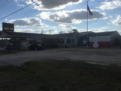Tradin Post Pawn & Guns, 604 S Main St, Pleasanton, TX 78064, USA, 