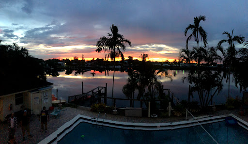 Used Car Dealer «Tropical Auto Sales», reviews and photos, 742 Northlake Blvd, North Palm Beach, FL 33408, USA