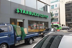 Starbucks image