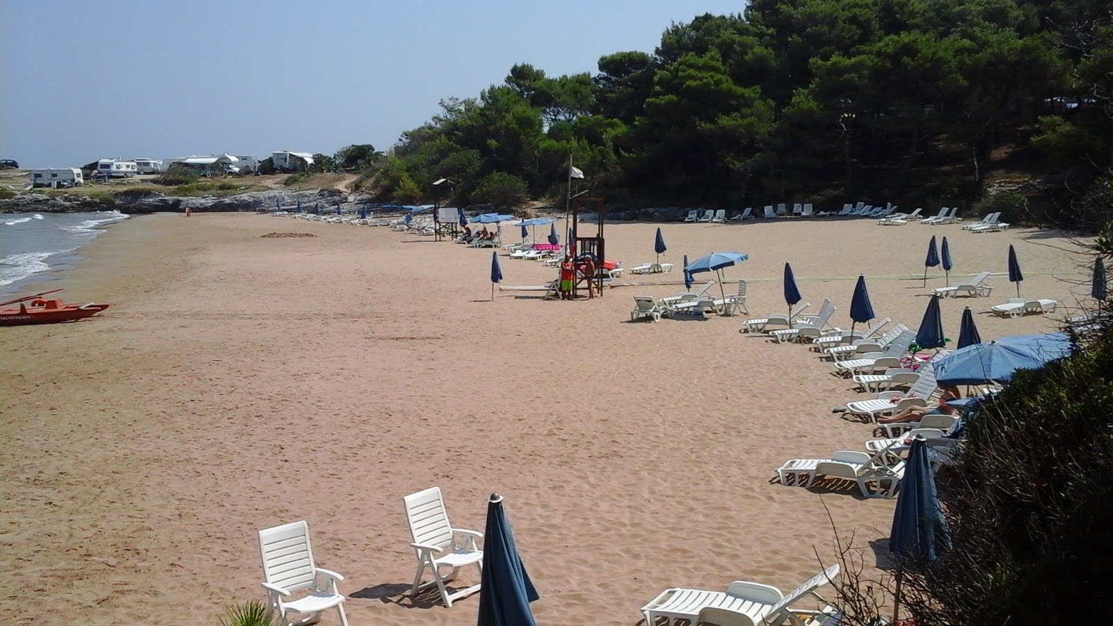 Foto van Spiaggia di Braico met hoog niveau van netheid