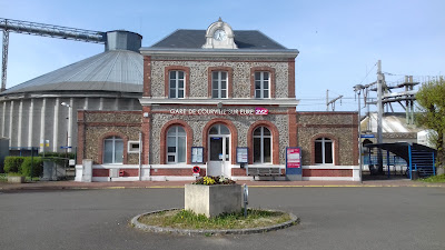 Gare de Courville-sur-Eure à Courville-sur-Eure