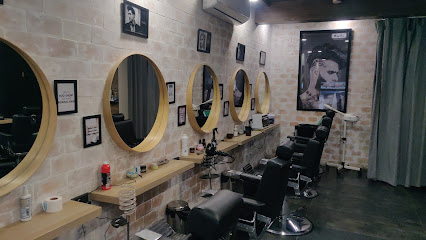 Alexander Men's Salon Abids Branch - 5-9-226/7, Chirag Ali Ln, Hyderabad,  Telangana, IN - Zaubee