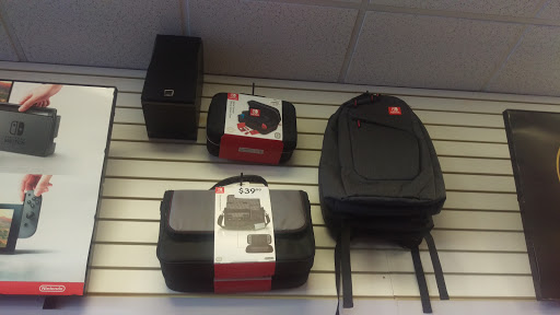 Video Game Store «GameStop», reviews and photos, 21155 SW Baler Way, Sherwood, OR 97140, USA