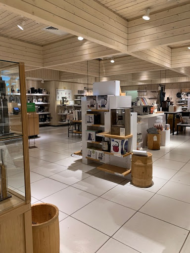 Furniture Store «Crate and Barrel», reviews and photos, 125 Westchester Ave, White Plains, NY 10601, USA