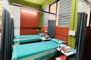Fisika physiotherapy centre image