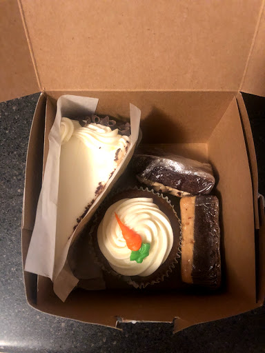 Bakery «Piece of Cake Bakery», reviews and photos, 8306 SE 17th Ave, Portland, OR 97202, USA