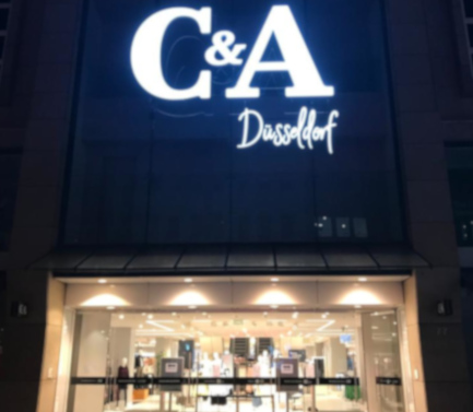 Stores to buy women's cocktail dresses Düsseldorf