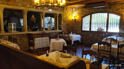 Can Traver Restaurant - Masia Can Traver, s/n, 08415 Bigues i Riells, Barcelona, Spain