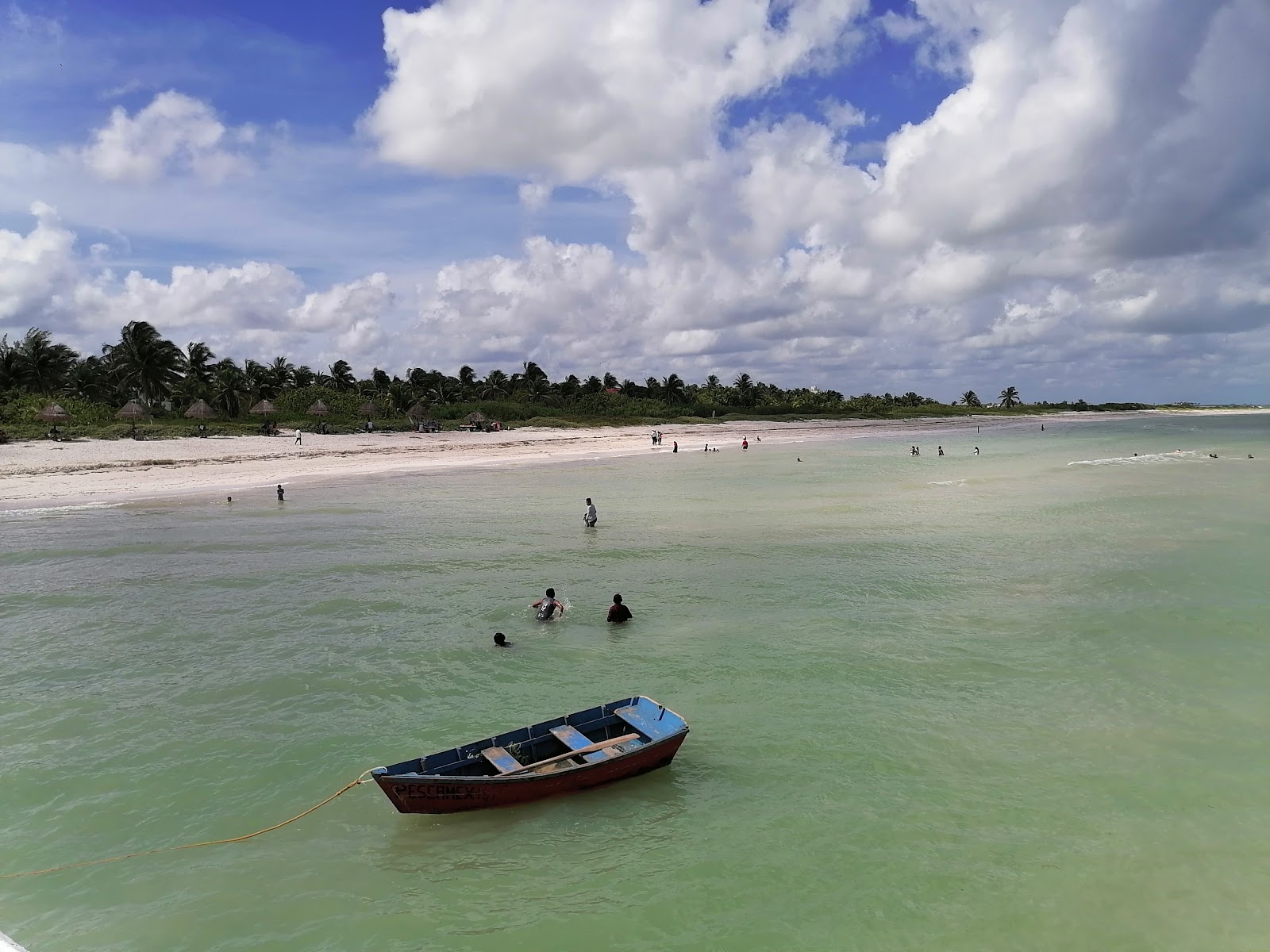 Photo de Playa El Cuyo - bon endroit convivial pour les animaux de compagnie pour les vacances