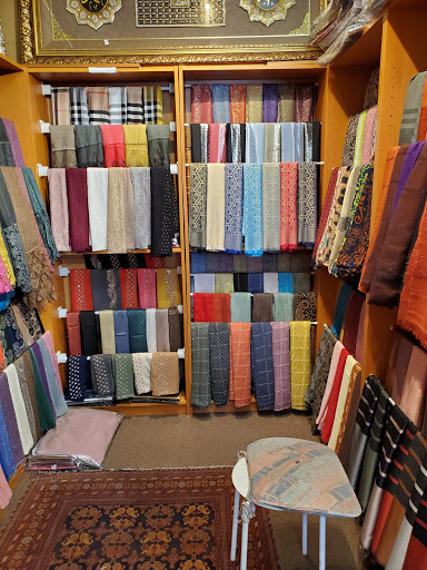 Book Store «Rumi Bookstore», reviews and photos, 4050 Peralta Blvd, Fremont, CA 94536, USA