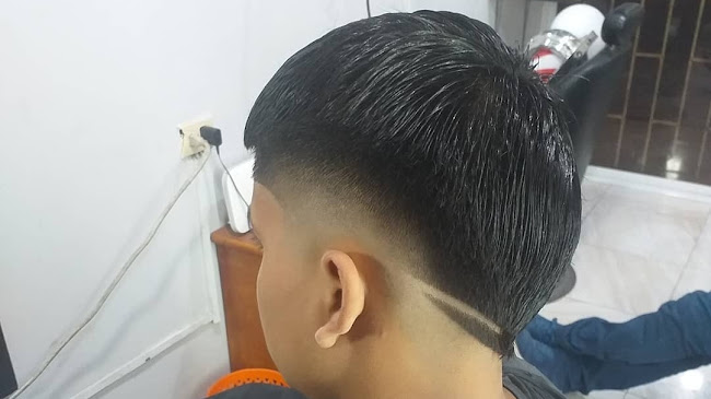 Barber shop Maikol