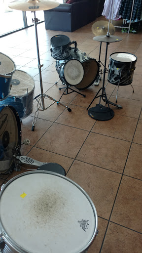 Thrift Store «Goodwill - Reseda», reviews and photos, 18225 Sherman Way, Reseda, CA 91335, USA