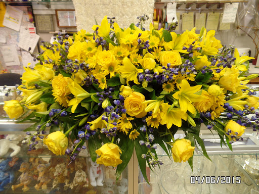 Florist «Valentine Florist», reviews and photos, 6009 Richmond Ave # 125, Houston, TX 77057, USA