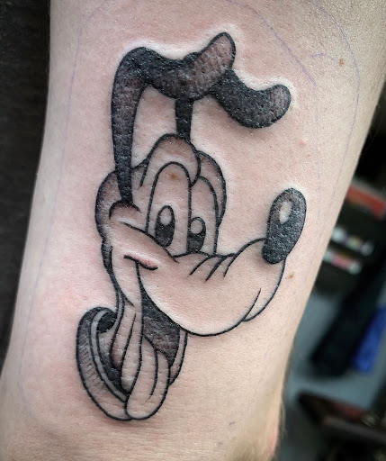 Explore horseshoe tattoo ideas, creative tattoo ideas in Transfer, available at Studio Antherium Tattoo