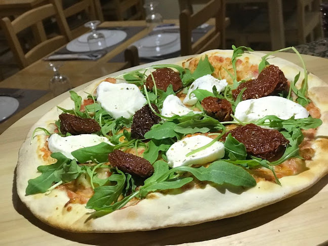 Avaliações doPizza na Lenha em Seixal - Pizzaria