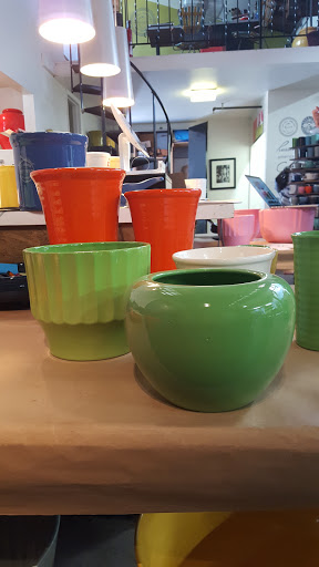 Ceramics wholesaler Downey