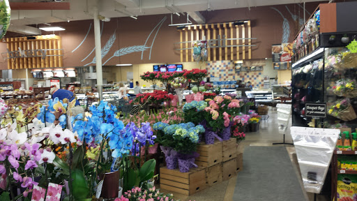 Grocery Store «Kroger», reviews and photos, 120 S Memorial Dr, New Castle, IN 47362, USA