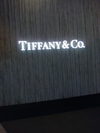 Jewelry Store «Tiffany & Co.», reviews and photos, 395 Santa Monica Blvd, Santa Monica, CA 90401, USA