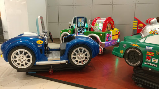 Shopping Mall «The Mall at Rockingham Park», reviews and photos, 99 Rockingham Park Blvd, Salem, NH 03079, USA