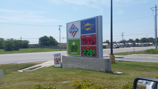 Convenience Store «Stripes 2505», reviews and photos, 2728 N Austin St, Seguin, TX 78155, USA