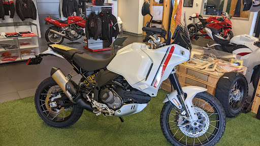 Motorcycle Dealer «Motohio European Motorbikes», reviews and photos, 5936 Scarborough Blvd, Columbus, OH 43232, USA