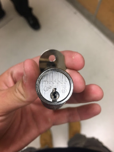 Locksmith «Zip Locksmith», reviews and photos, 24700 36th Ave S Suite 106, Kent, WA 98032, USA