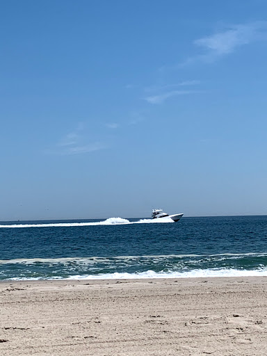 Donut Shop «Top That! Donuts», reviews and photos, 210 Ocean Ave, Point Pleasant Beach, NJ 08742, USA