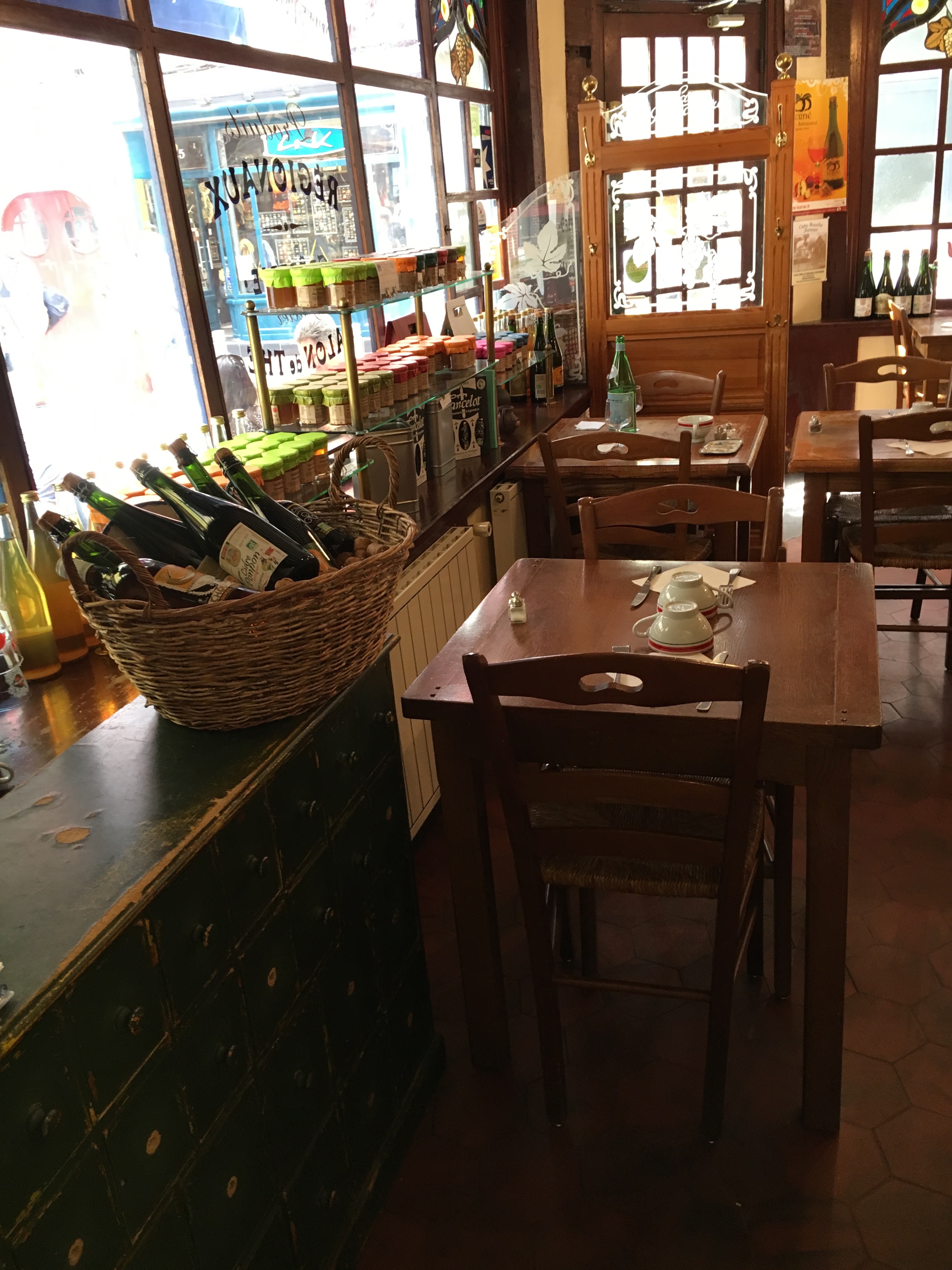 Photo n° 2 de l'avis de V. fait le 31/05/2019 à 13:19