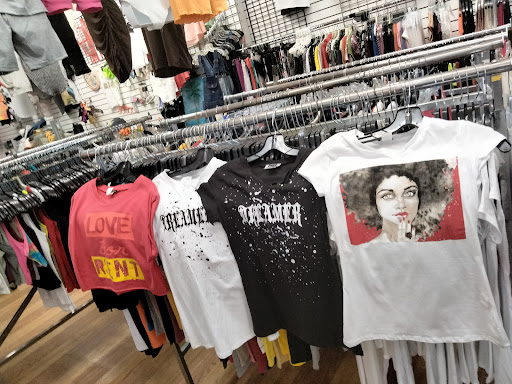 Shopping Mall «City Shopping Center», reviews and photos, 2201 Long Beach Blvd, Compton, CA 90221, USA