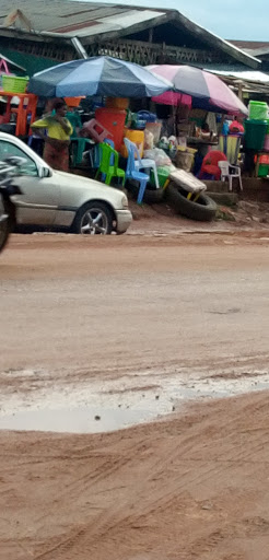 EKPOMA Market, Benin Auchi Rd, Akahia, Nigeria, Seafood Restaurant, state Edo