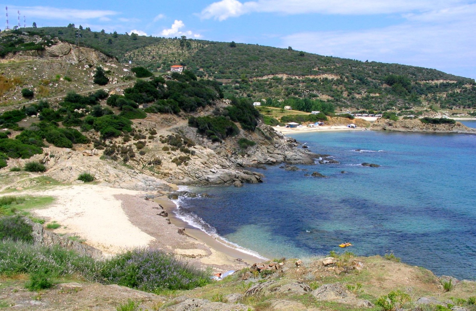 Foto di Agiasmataki Beach con molto pulita livello di pulizia