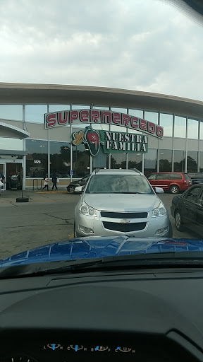 Grocery Store «Supermercado Nuestra Familia», reviews and photos, 1826 Vinton St, Omaha, NE 68108, USA