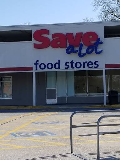 Grocery Store «Save-A-Lot», reviews and photos, 116 Stemmers Run Rd, Essex, MD 21221, USA