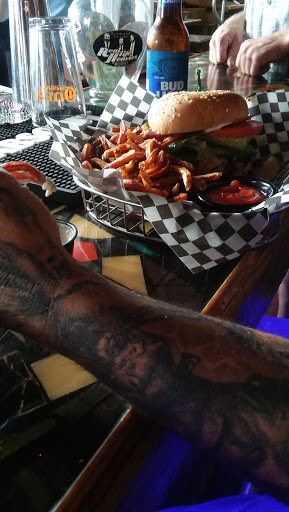 American Restaurant «Gottrocks», reviews and photos, 200 Eisenhower Dr, Greenville, SC 29607, USA