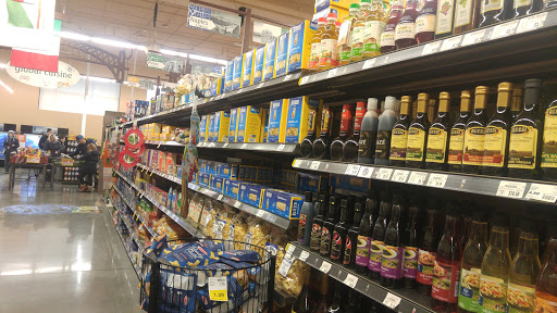 Supermarket «Metro Market», reviews and photos, 4075 N Oakland Ave, Shorewood, WI 53211, USA