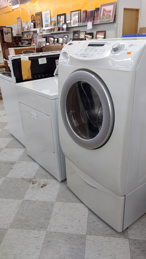 Thrift Store «This-N-That Thrift Store Vancouver Plaza», reviews and photos, 7601 NE Vancouver Plaza Dr, Vancouver, WA 98662, USA